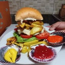 Foto de HAMBURGUESA ROYAL