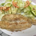 Foto de Pescado al mojo de ajo