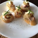 Foto de Canapes de Solomillo con Cebolla Confitada