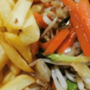 Foto de CHAPSUI DE VERDURAS CON PAPAS FRITAS