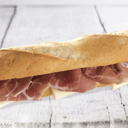 Foto de Baguette de jamon crudo y queso