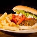 Foto de churrasco italiano con papas fritas