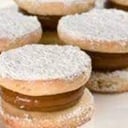 Foto de Alfajores de: Azúcar Impalpable ó Chocolate ó Maicena