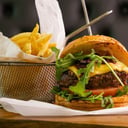 Foto de Nuestra Burguer Al Ron Abuelo