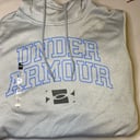 Foto de SUDADERA UNDER ARMOUR CON GORRO