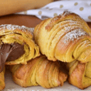 Foto de Croissant chocolate/marmelade y café a elegir 