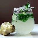Foto de LIMONADA MENTA Y JENGIBRE " VASO "