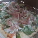 Foto de Muzza , parmesano y rucula