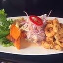 Foto de Ceviche con chicharrón