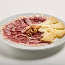 Foto de Jamón de Trevélez con Queso Añejo