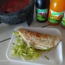 Foto de Burrito de tinga de pollo