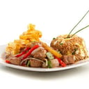 Foto de chaufa con lomo saltado.$ 10.500