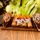 Foto de Pulled Pork Tacos & Flautitas
