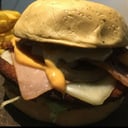 Foto de DUO JUEVES ( 2 Burger + 2 frappe naturales + papas francesa)