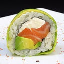 Foto de Sake cheese roll