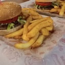 Foto de Burger Singler + papas