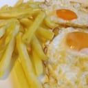 Foto de Papas con huevo frito