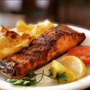 Foto de Salmón rosado con guarnición