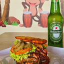 Foto de MONKEY BURGER CLÁSICA
