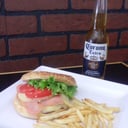 Foto de Hamburguesa hawaiana