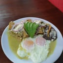Foto de CHILAQUILES CON HUEVO