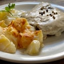 Foto de Lomo a la Pimienta (con papas a la crema)