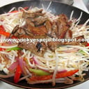 Foto de carne con frijolito con chaufa 