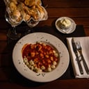 Foto de ñoquis de papa (ver salsas)