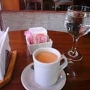 Foto de cafe con leche / jarrito