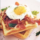 Foto de Waffle con Huevo Frito