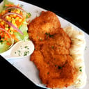 Foto de Milanesa de Pollo ó Res con arroz y ensalada