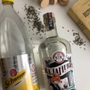Foto de Promo BajaFiebre 750ml + Scheweppes 1,5L
