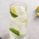 Foto de VODKA ABSOLUT CON TÓNICA O JUGO DE NARANJA