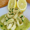 Foto de CALAMARES AL AJILLO / SQUIDS WITH GARLIC