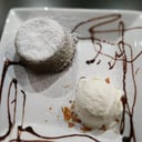 Foto de Volcán de chocolate con helado