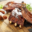 Foto de COSTILLITAS DE CERDO AHUMADAS