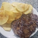 Foto de BIFE DE COSTILLA  c guarnicion