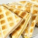 Foto de Tostado Jamon y Queso + Gaseosa 500 cc