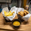 Foto de Fingers de pollo a la pimienta + Papas a la francesa