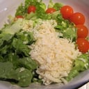 Foto de LECHUGA TOMATE Y PARMSESANO