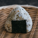 Foto de 2 Tuna Onigiri (JPN)