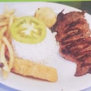 Foto de BANDEJA CON CARNE DE RES O CERDO
