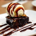 Foto de BROWNIE CON HELADO