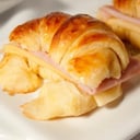Foto de Medialunas con jamón y Queso
