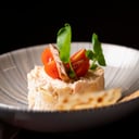 Foto de ENSALADILLA RUSA DE ATÚN Y GAMBAS