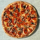 Foto de pepperoni + hongos
