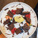 Foto de BROWNIE CON HELADO DE VAINILLA