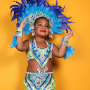 Foto de NIÑA AZUL CON CELESTE