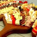 Foto de Tabla de quesos y fiambres (p/2 personas)