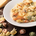Foto de Tortellini tricolor relleno de queso